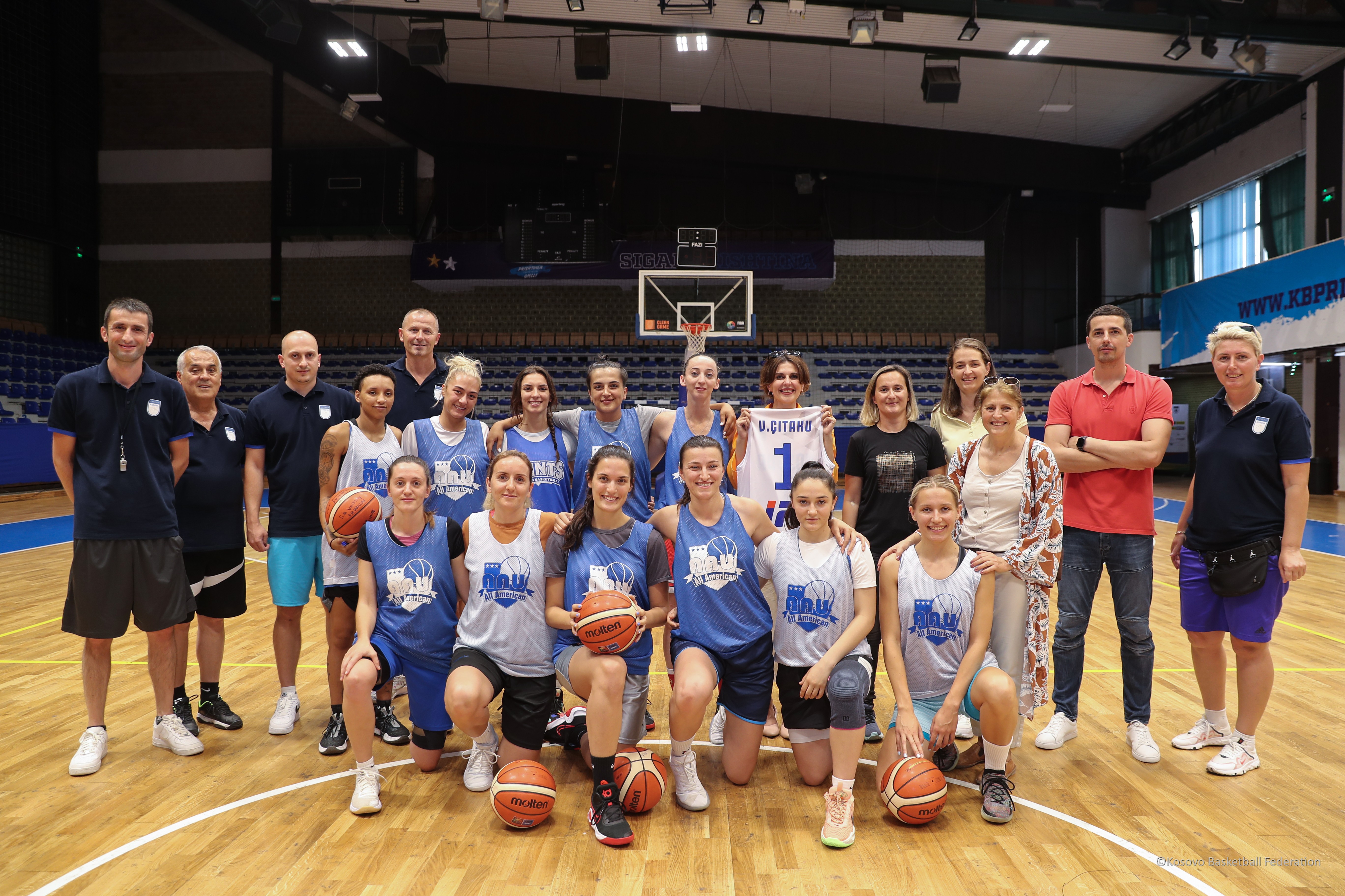 Çitaku: Ju po shënoni historinë, ju po bëni historinë, jam krenare me juve